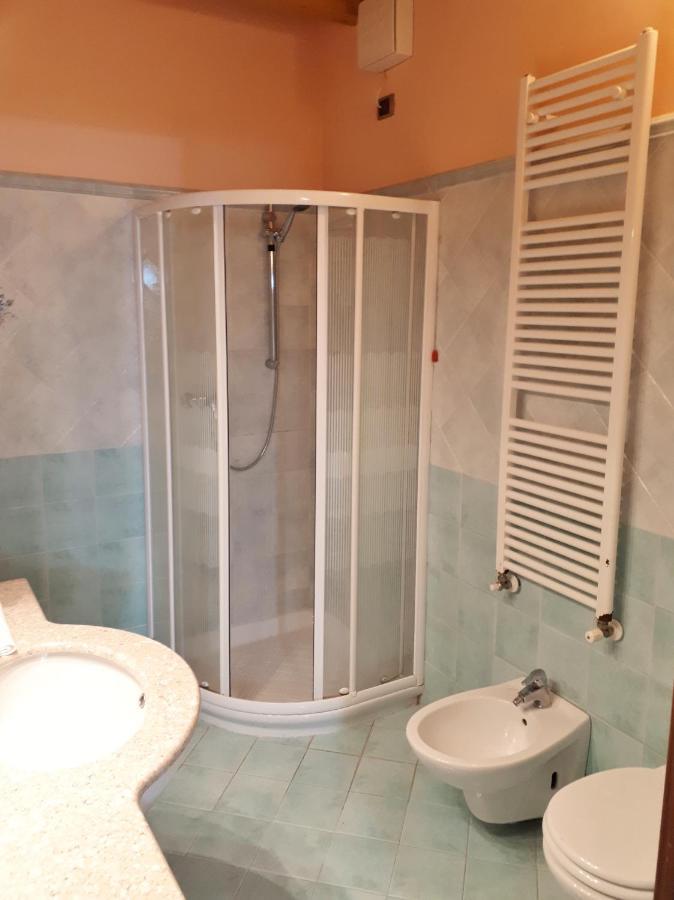 Albergo La Quiete Дезенцано-дель-Гарда Экстерьер фото